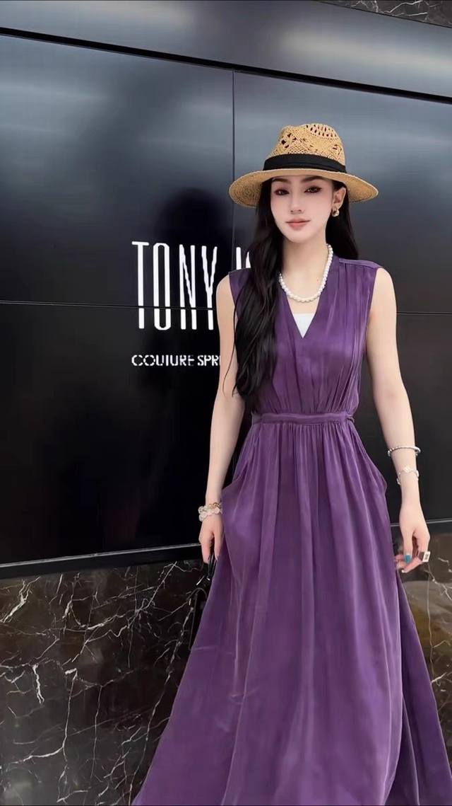 Dress Hot new item! Buy with your eyes closed! High-end fashion V-neck elegant l