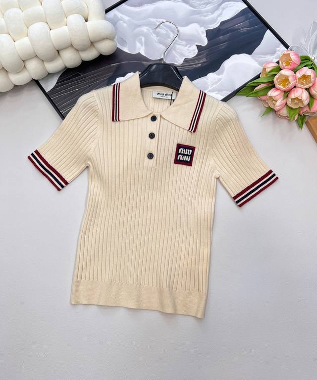 Miumiu lapel letter embroidered knitted short-sleeved Polo shirt, fashionable Po