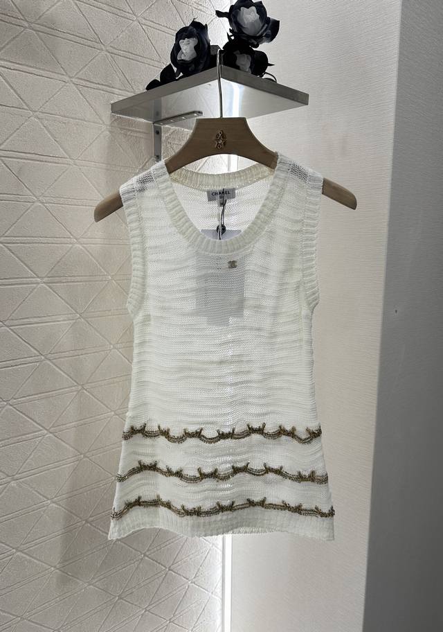 Chane*2025 new arrivals Gold thread embroidered hem knitted vest Customized Yb w
