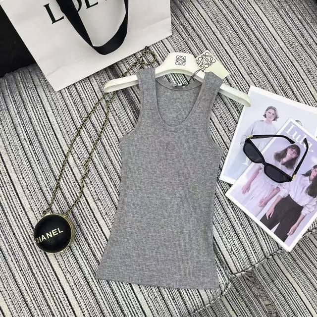 Highly recommend Loew* 25Ss new spring and summer logo embroidered slim vest | E