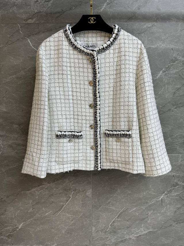 New spring and summer styles are here! Xiangjia plaid cape coat 2025 spring and