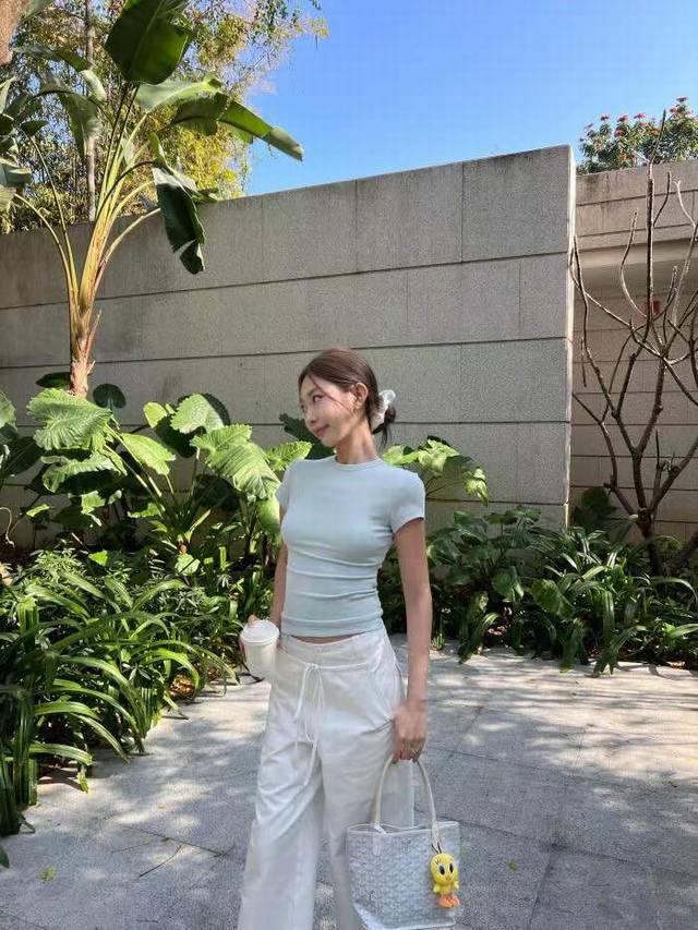 Ra 2025 summer new hourglass short-sleeved Tee. Selected breathable and skin-fri