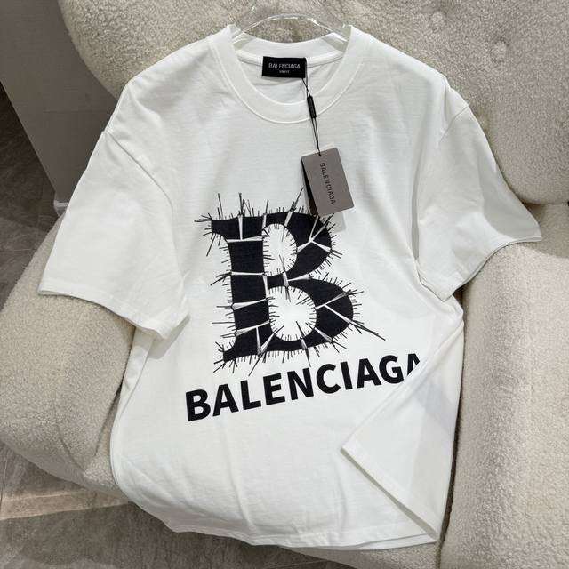 Balenciaga 25Ss Summer Paris 260g Short T-shirt Front A black and white illustra