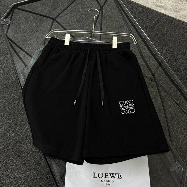 Loewe classic element embroidered shorts, exquisite printing craftsmanship, fabr