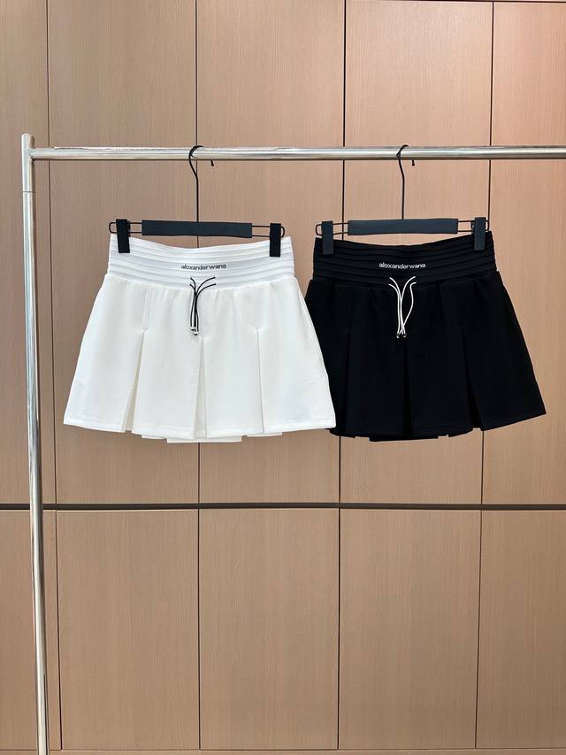 Popular item in stock Original quality designer