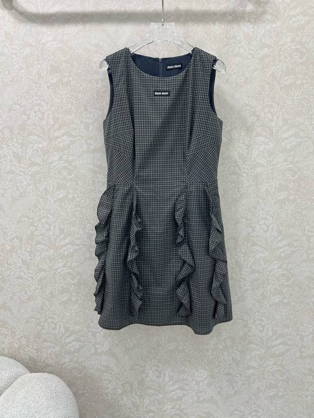 Miumi*25 new plaid sleeveless vest dress with embroidered logo on the chest Plai