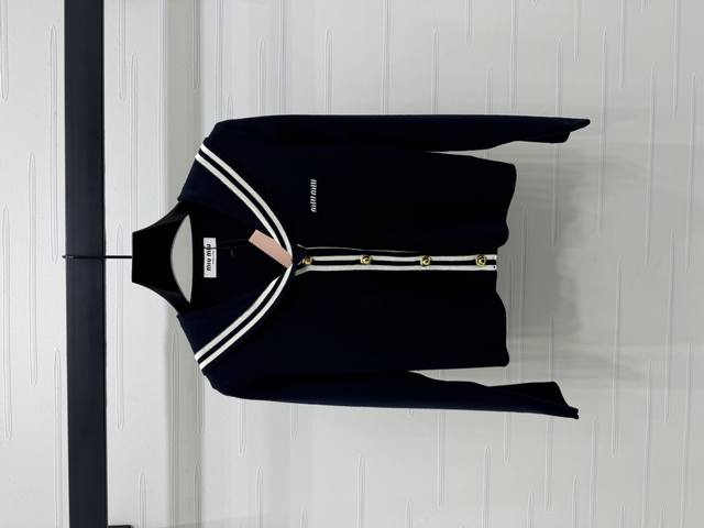 New original high-end quality Miumi*2025 spring and summer latest series! Shawl
