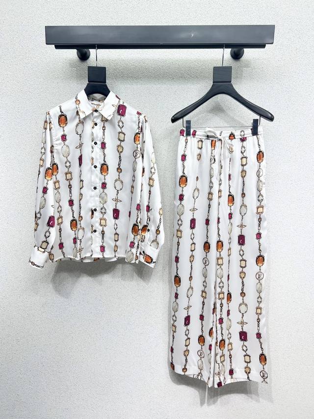 L's series of diamond print trousers are fashionable, low-key, elegant and luxur