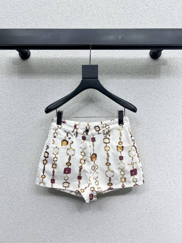 L's diamond print denim shorts are fashionable, low-key, luxurious and advanced!