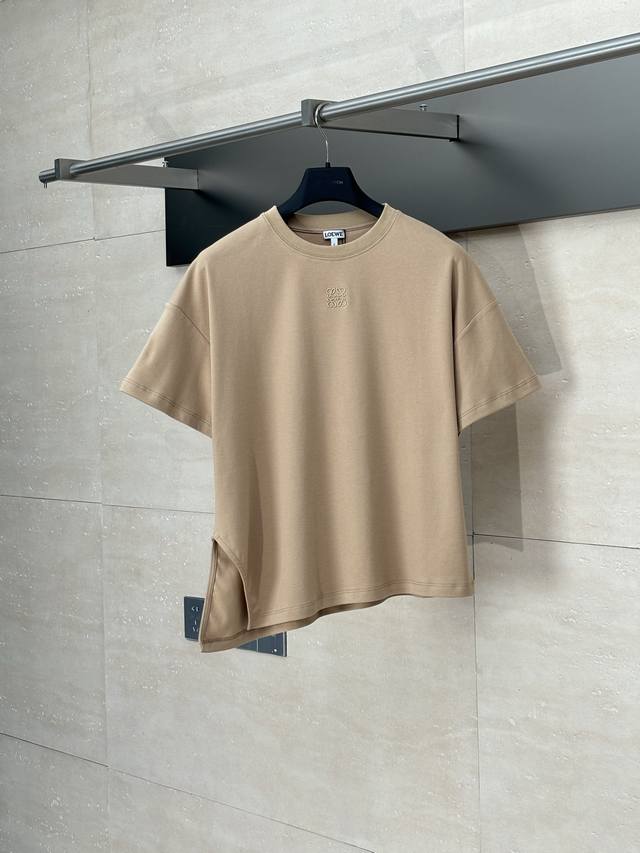 Loewe* Loewe 25Ss new embroidered asymmetrical round neck T-shirt Imported pure