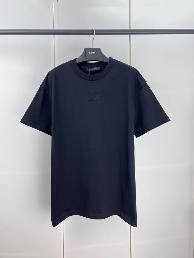 Lv Louis three-dimensional word embossed short sleeves SML Xl