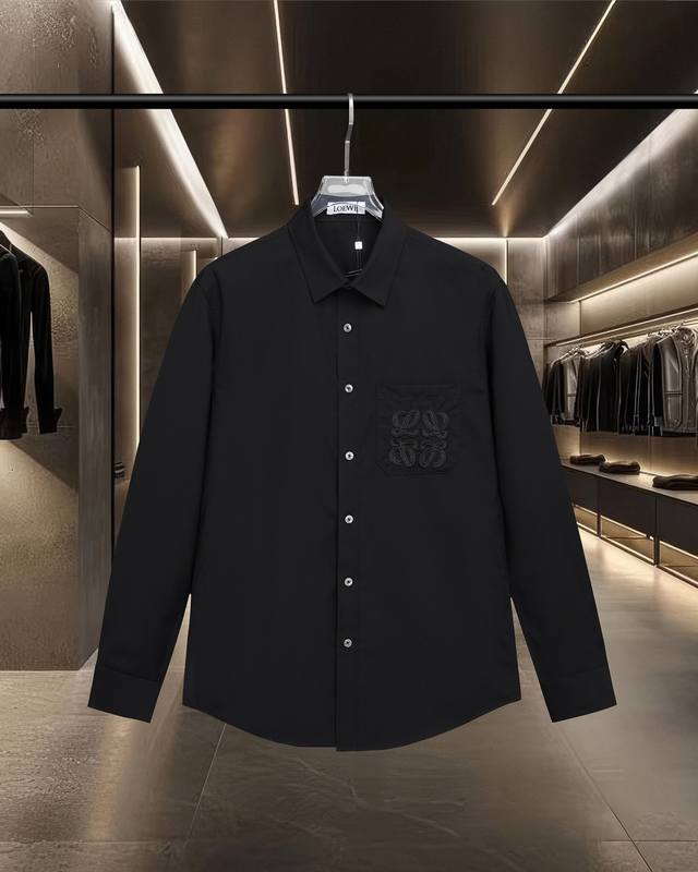 Loewe's hot-selling item is coming. Long-sleeved shirt with three-dimensional lo