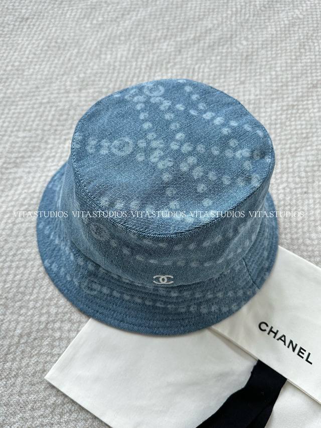 Popular item, a small amount in stock, chain bucket hat is made of ultra-soft an