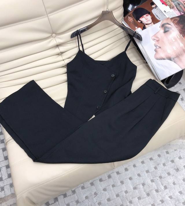 P290 Exclusive first release 25Ss The latest two-piece set is absolutely amazing