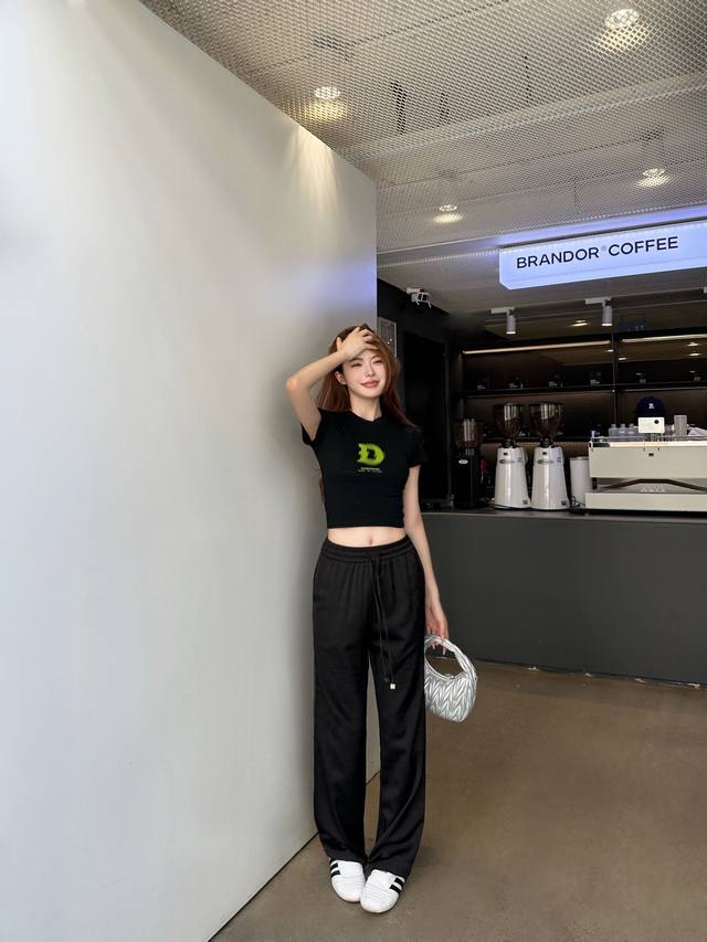 New Louis* 2025 summer new embossed full logo drawstring pants, elegant and exud