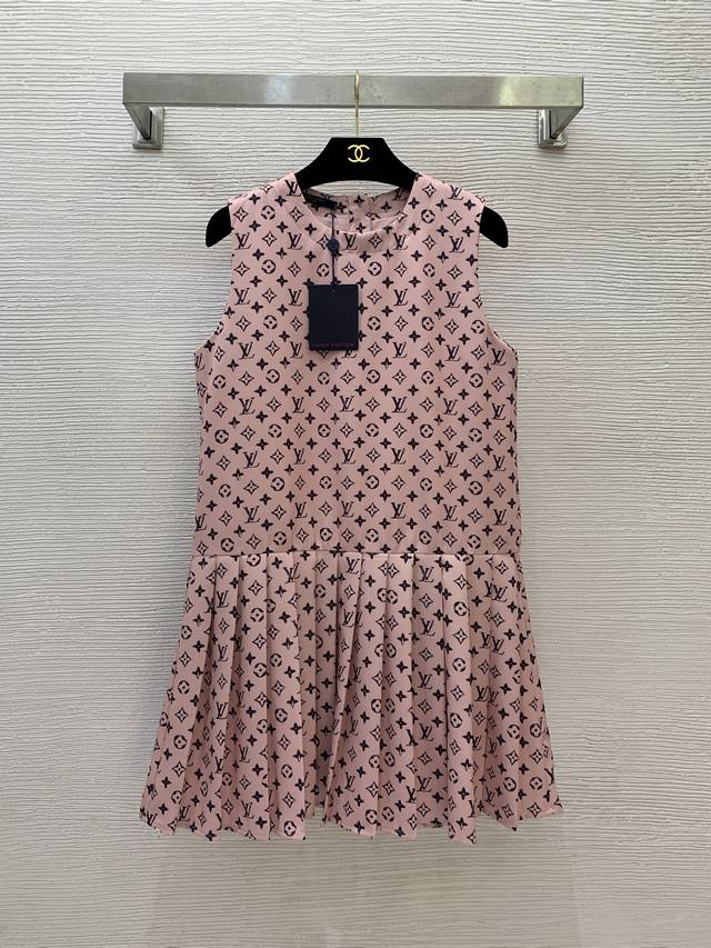 Louis*Lujia's new fashion and age-reducing classic old flower logo print pleated