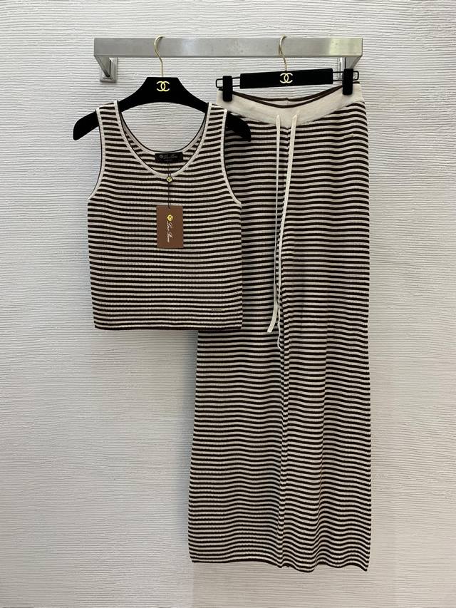 Loro Pian*A new Lp custom logo metal accessories decoration stretch knit two-pie
