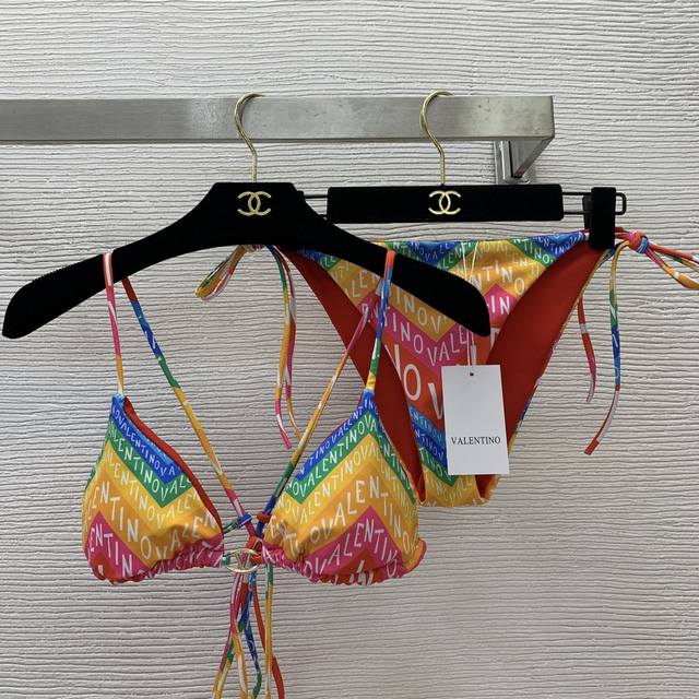 Valenti*O official website same style new! Letter logo rainbow print bikini two-