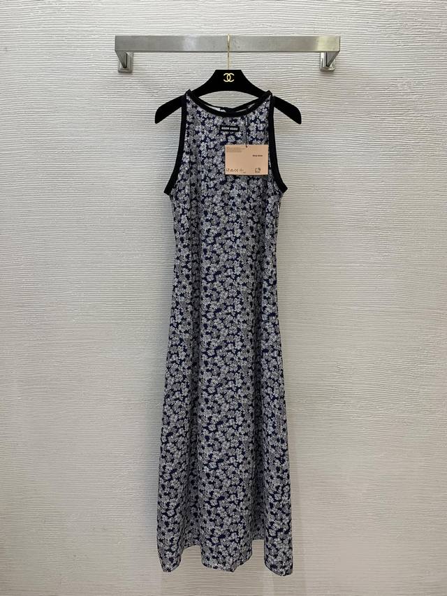 Miumi*Miumi's new light and elegant imitation silk floral print contrast color b