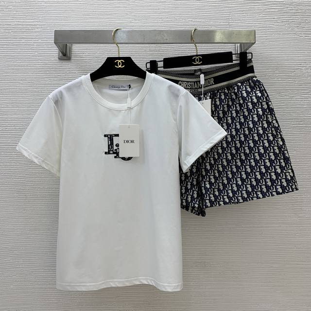 T-shirt, shorts Dio* new fashion casual two-piece suit! Round neck short-sleeved