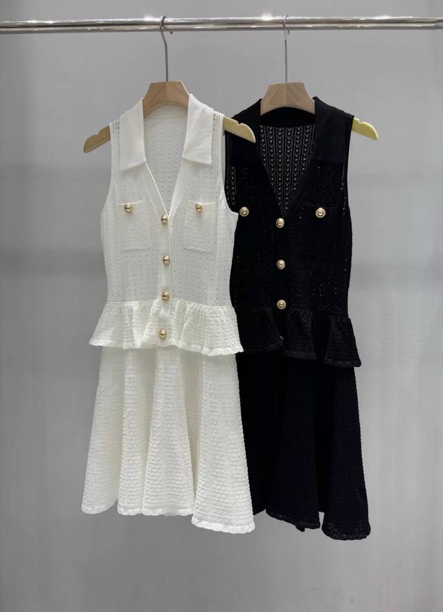 2025 new ruffled V-neck knitted dress Size: S- L