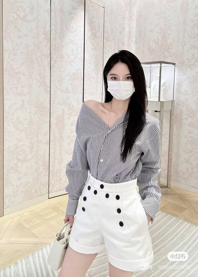 3168 Off-shoulder cropped cotton shirt 38 40