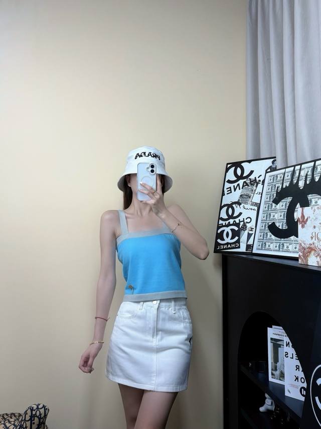 Ch's new summer knitted vest Color: gray, blue, pink, red Size: 36.38.40