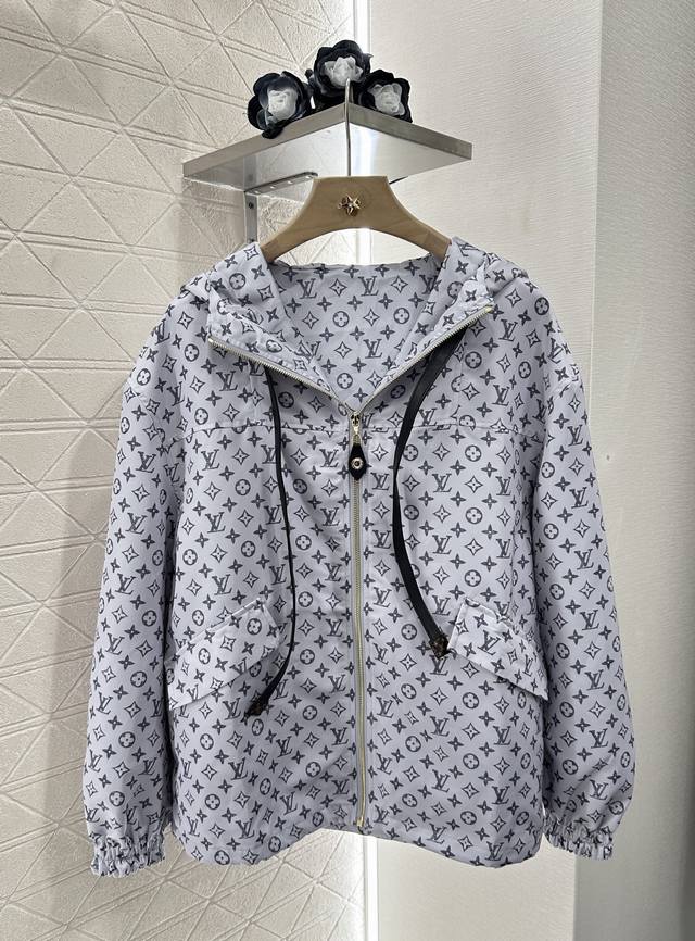 Louis Vuitto* 2025 new arrivals hooded drawstring jacket Customized Yb imported