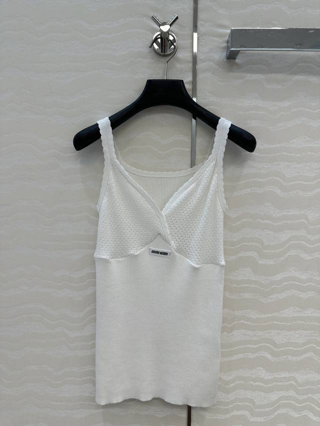 Exclusive first-run original quality Miu girl outfit, fashionable top student ag