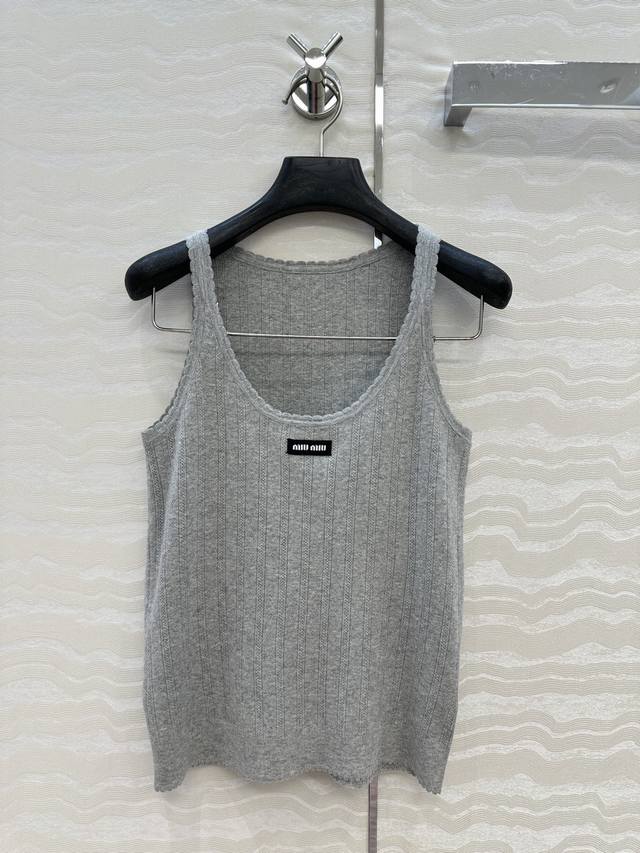 Exclusive first-run original quality Miu girl outfit, fashionable top student ag