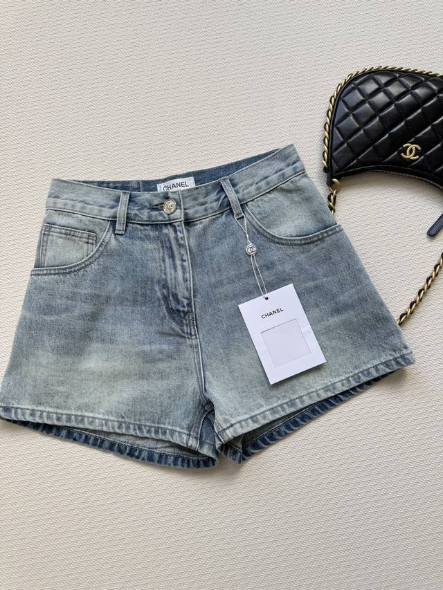 Chane* 25Ss new versatile denim shorts Imported fabric is crisp and stylish, dur