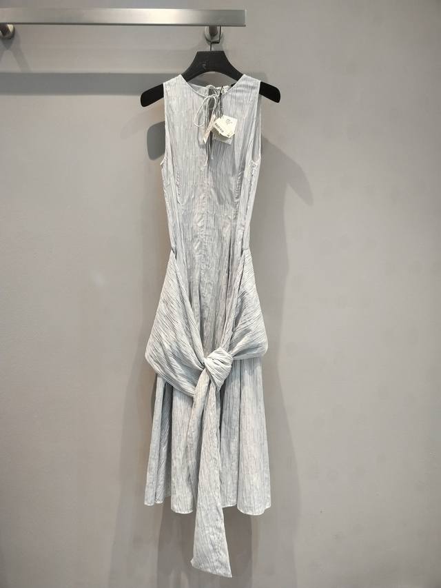 Original Loew*2025 Spring and Summer new French retro pleated lace sleeveless dr