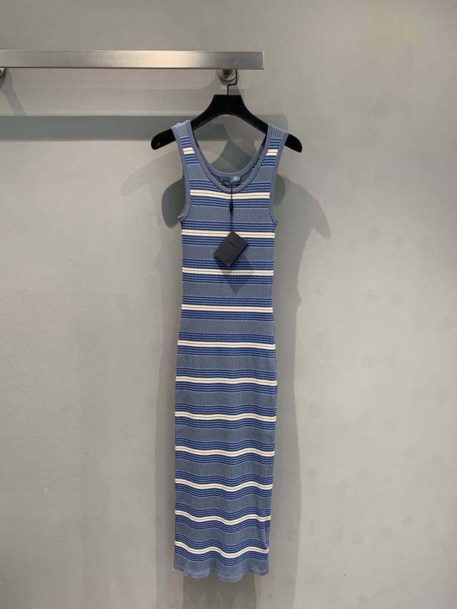 Original development Prad*2025 spring and summer new retro contrast striped V-ne