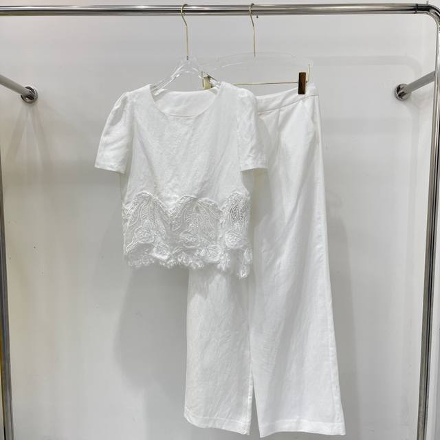 New fashion lace suit, slim and slim, let you wear tall and thin celebrity style