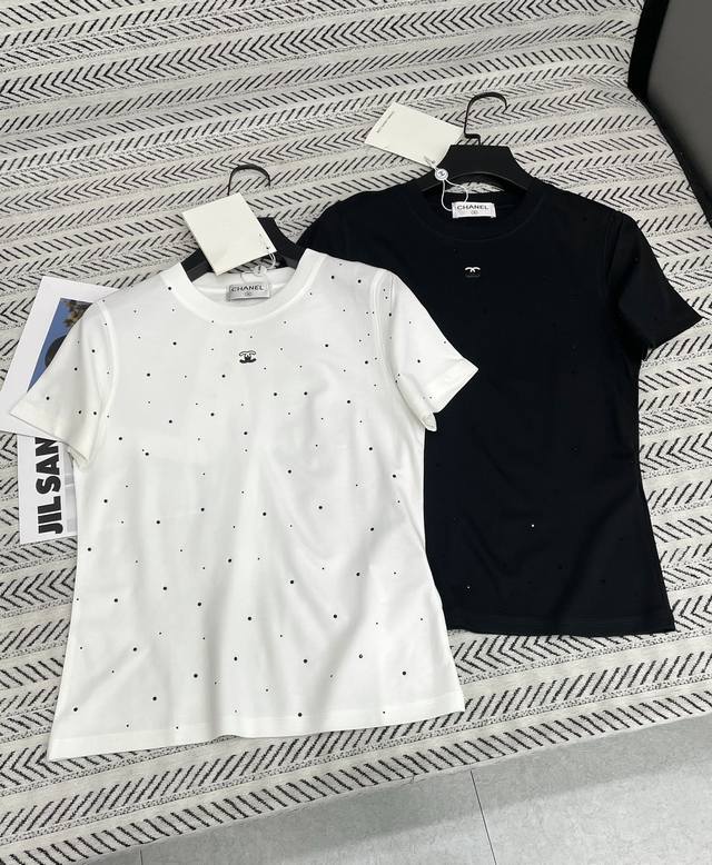 25Ss New Early Spring Chanel hot diamond simple medieval letter print pattern T-