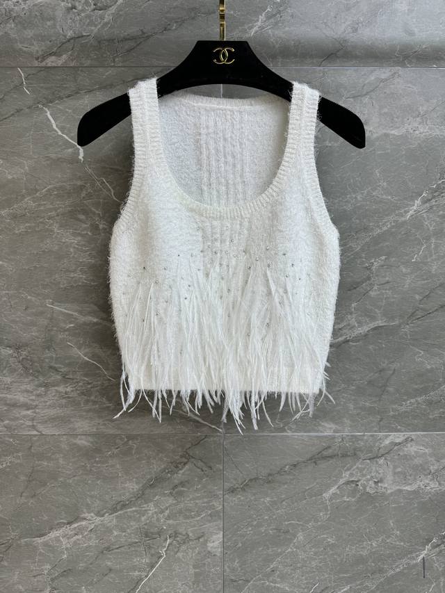 New spring and summer styles are here Xiangjia rhinestone feather vest 2025 spri
