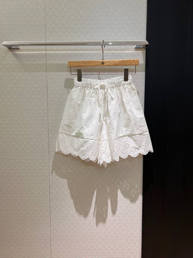New recommended embroidery hollow lace shorts elastic waist wide leg casual cute