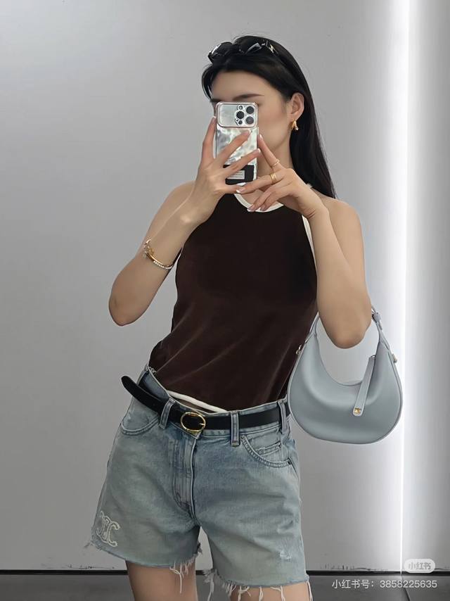 suspender shorts Celin*25Ss new spring and summer velvet suspender shorts. Custo
