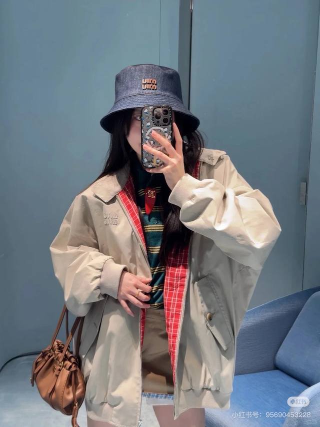 Miu Mi* 25Ss new spring and summer micro-logo red plaid lining lapel long-sleeve