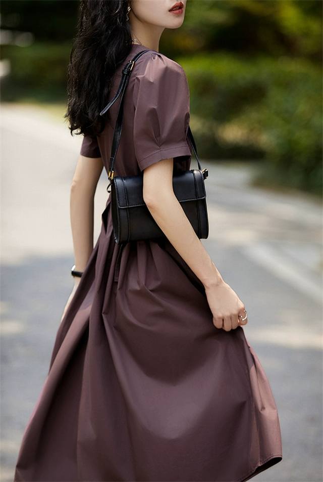 Dress Hot item recommendation! Paper-like look! Outlining the graceful curves, n