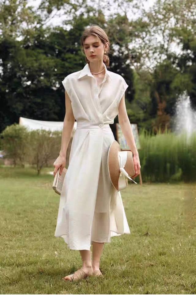 Dress Mainly recommend the hot item! High-grade shirt-style commuting loose retr