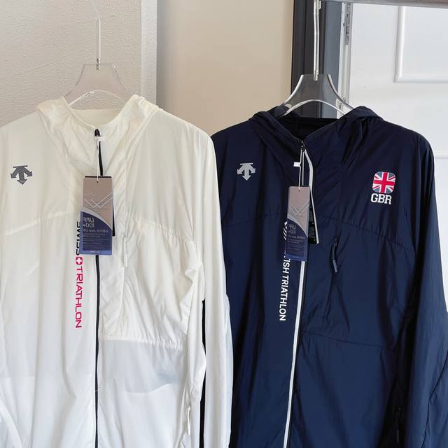 Item No. 051007 New Dst Triathlon Men's Two-color Sports Skin Jacket Size: M-Xxx