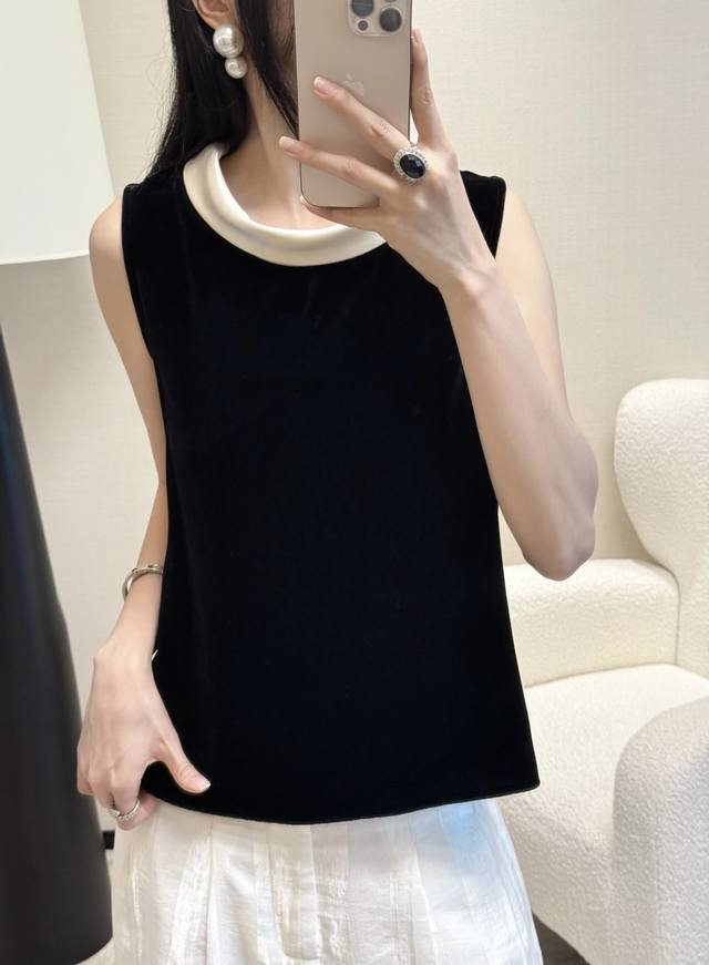 Top New fashion velvet top, very beautiful and durable, fashionable and versatil