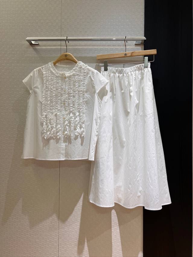 New three-dimensional wood ear lace cotton suit round neck short-sleeved shirt t
