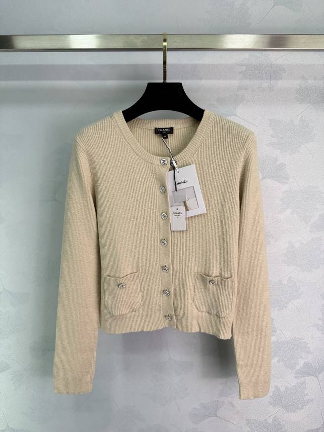 Ch*25 Spring and summer new knitted cardigan round neck design with double C but