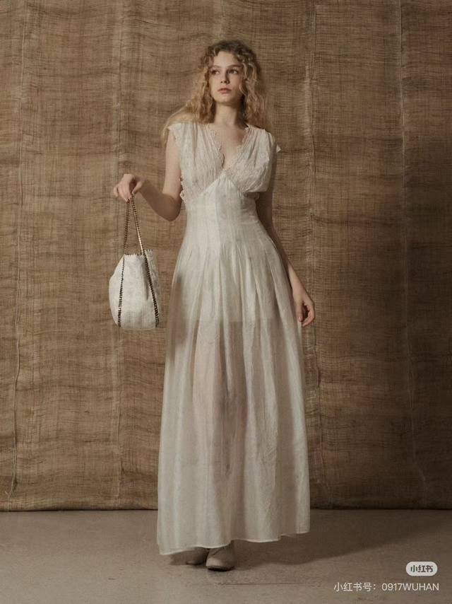 Mutedance25Ss French lace sleeveless long dress, light as a cicada's wing, perfe