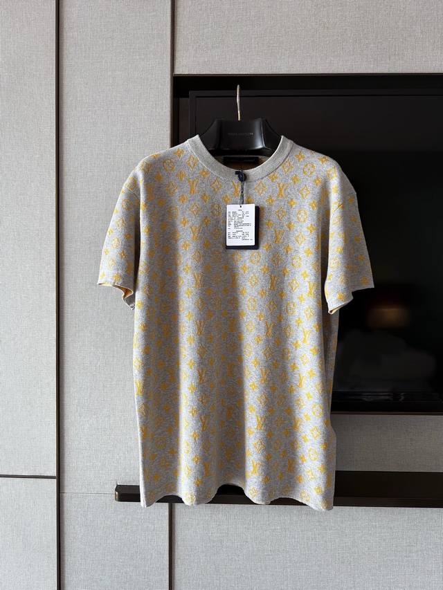 Louis V*25Ss June new jacquard wool tee will subvert your perception of woolen s