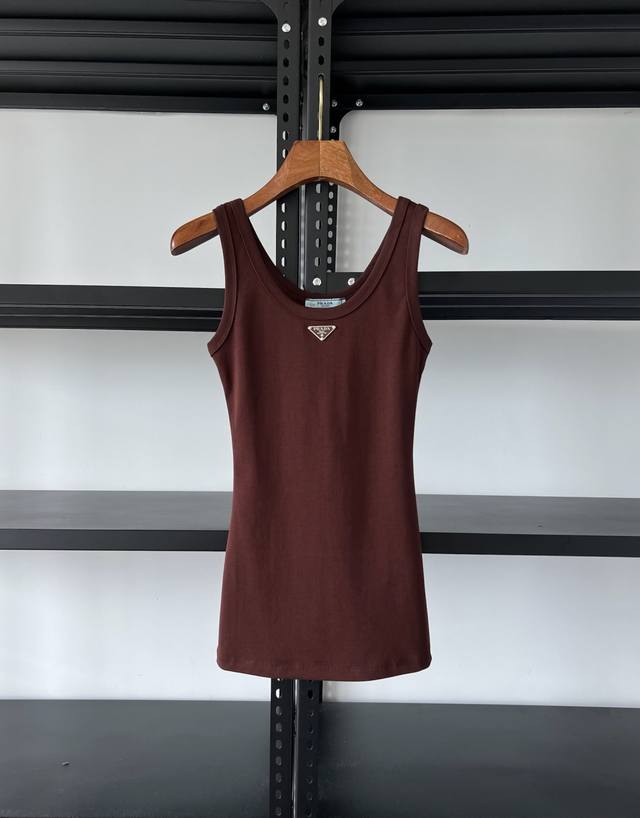 Prada triangle logo ribbed knitted vest, customized, extremely comfortable plain