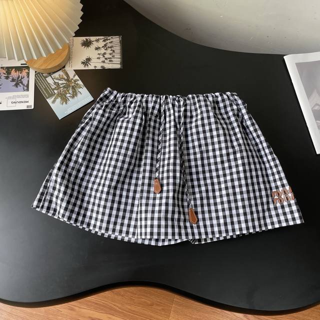 Exclusive first-run original quality, Miu girl style outfit! Intellectual style