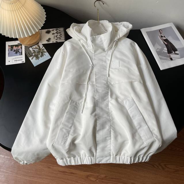L*Uis Vuitton 25Ss autumn and winter new product , hooded zipper long-sleeved ja